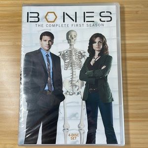 ✨LAST CHANCE✨ Bones The Complete First Season